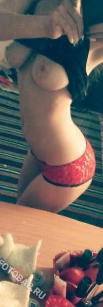 Сексуальное селфи голых девиц